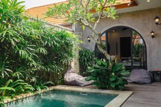 2BR Industrial Luxury Villa Private Pool Canggu - 1
