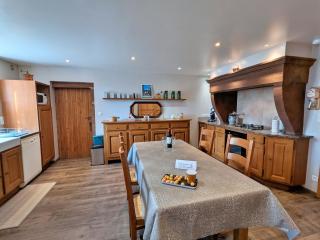 Gîte convivial 4/5 pers. avec parking privé, proche nature et histoire, tout confort inclus - 1