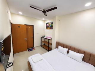 Hotel Shree Mangla - 6