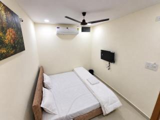 Hotel Shree Mangla - 3