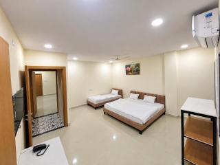 Hotel Shree Mangla - 2