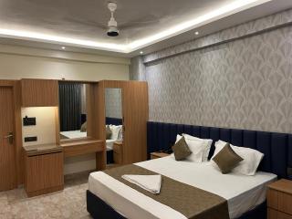 MAXX Rooms Udyog Vihar - 3