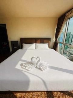 Silom Suite Apartment - 6
