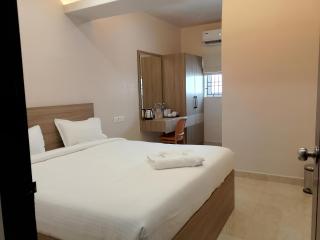 Skyline Suites - 9