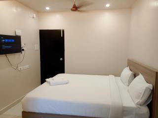 Skyline Suites - 4