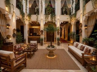 Ahmadia Heritage Hiba Guest House - Built in 1916 - Al Ras Metro Station - 0