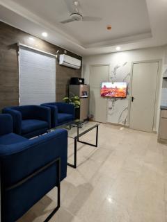 Alpha Furnished Apartments - 1
