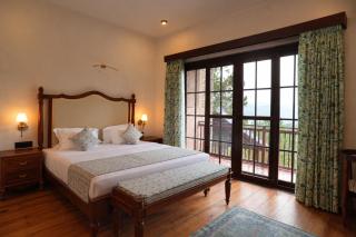 The Camellia House - 8