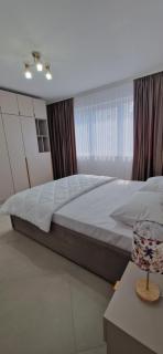 Imperial Suite-Private Yard - 7