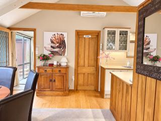 Queen's Garden Mountain view Holiday home - 4