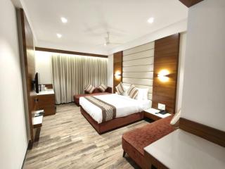 Atharva Hotel & Resort - 7