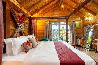 Monsoon Luxe Cottage - 6