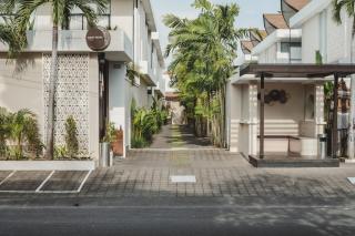 Eight Palms Villa Seminyak by Ini Vie Hospitality - 9