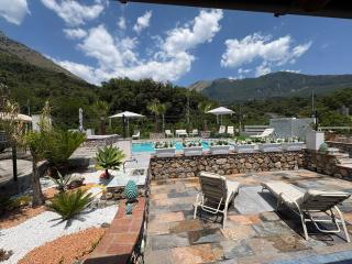 Paradise House - 1