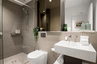 27th on Little Lonsdale 1 Bed 1 Bath Retreat for 2 - 1