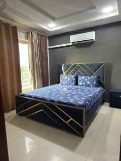 One Bed Furnished Appartment Civic Center Bahria Town Phase 4 - 6