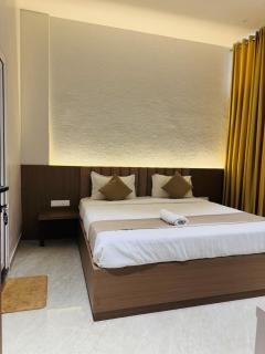 Hotel Ashoka Inn - 3