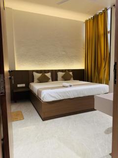 Hotel Ashoka Inn - 2