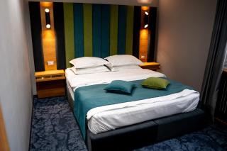 Hotel Yarus Moon - 9
