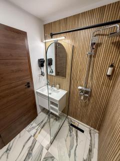 Hotel Yarus Moon - 7