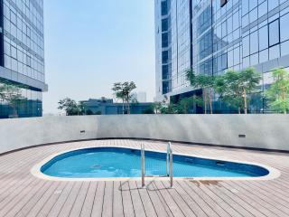 Stylish 2BR with Workspace & City Views - 8