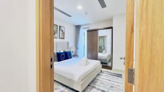 Stylish 2BR with Workspace & City Views - 7