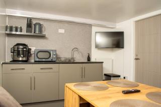 Modern & Spacious Home in West Yorkshire-Sleeps 11 - 5