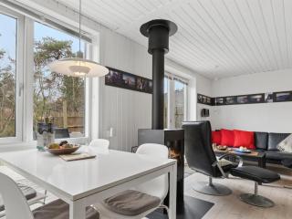 Holiday Home Evert - 250m from the sea by Interhome - 4