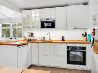 Holiday Home Galathea - 800m from the sea by Interhome - 5
