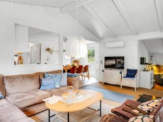 Holiday Home Galathea - 800m from the sea by Interhome - 2