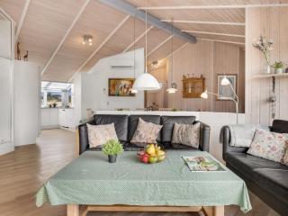 Holiday Home Petkana - 700m from the sea by Interhome - 1