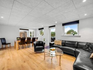 Holiday Home Sissan - 900m from the sea by Interhome - 6