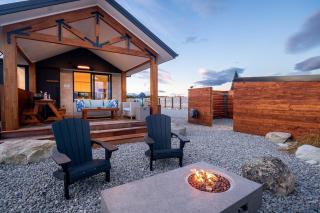 Sky Peaks Luxury Suite - Sleeps 2 Fire Pit Deck E-Bike Friendly - 5