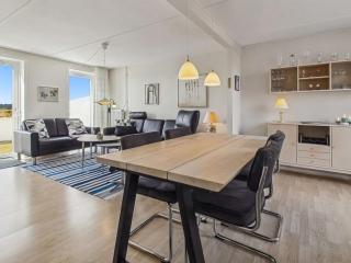 Apartment Nayana - 2-3km from the sea by Interhome - 9