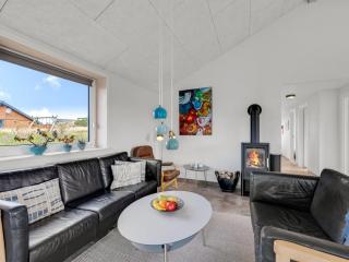 Holiday Home Hawarth - 300m to the fjord by Interhome - 5
