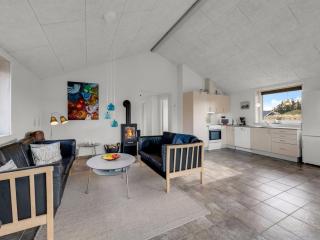 Holiday Home Hawarth - 300m to the fjord by Interhome - 3