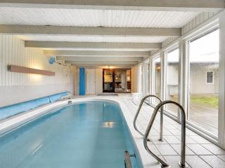 Holiday Home Yorik - 800m from the sea by Interhome - 8