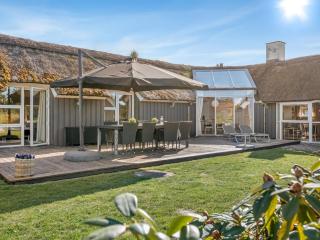 Holiday Home Ansine - 1-2km from the sea by Interhome - 9