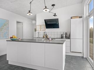 Holiday Home Pontus - 400m from the sea by Interhome - 6