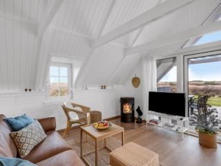 Holiday Home Gunhwat - 350m to the fjord by Interhome - 5