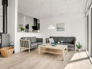 Holiday Home Raakel - 950m from the sea by Interhome - 9