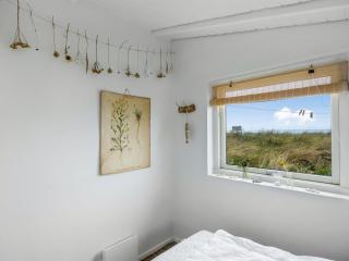 Holiday Home Anissa - 100m from the sea by Interhome - 2