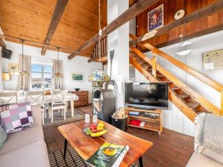 Holiday Home Trugot - 450m to the fjord by Interhome - 4