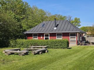 Holiday Home Wrage - 500m from the sea by Interhome - 0
