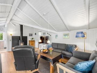 Holiday Home Penka - 550m to the fjord by Interhome - 3