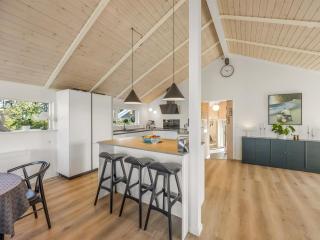Holiday Home Elna - 400m from the sea by Interhome - 1