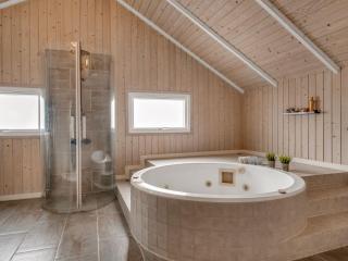 Holiday Home Doris - 150m from the sea by Interhome - 5