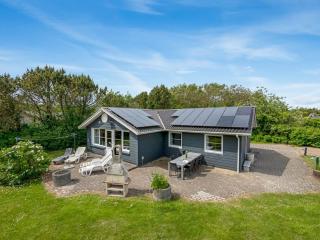Holiday Home Ludvig - from the sea by Interhome - 0