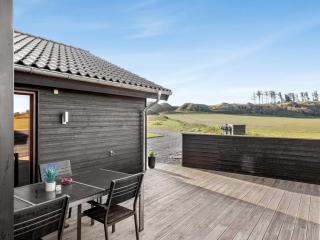 Holiday Home Antina - 400m from the sea by Interhome - 3