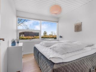 Holiday Home Giselle - 150m from the sea by Interhome - 3